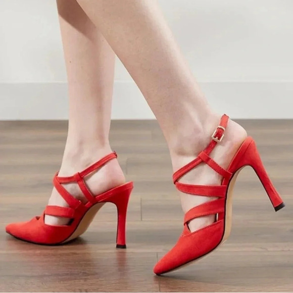 XAPPEAL Maren - Women's Strappy Closed Toe Pointed Pump with Ankle Strap Red - Picture 2 of 7